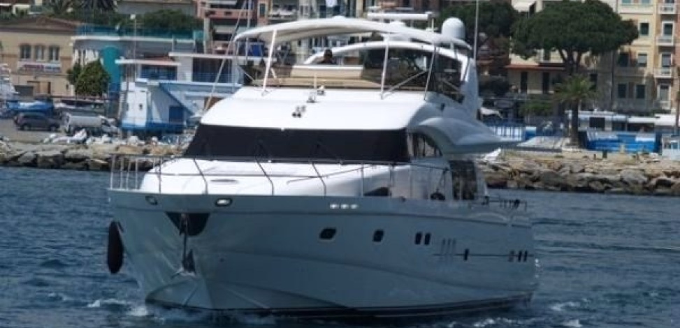 THE DOCTOR VIKING YACHTS  2004